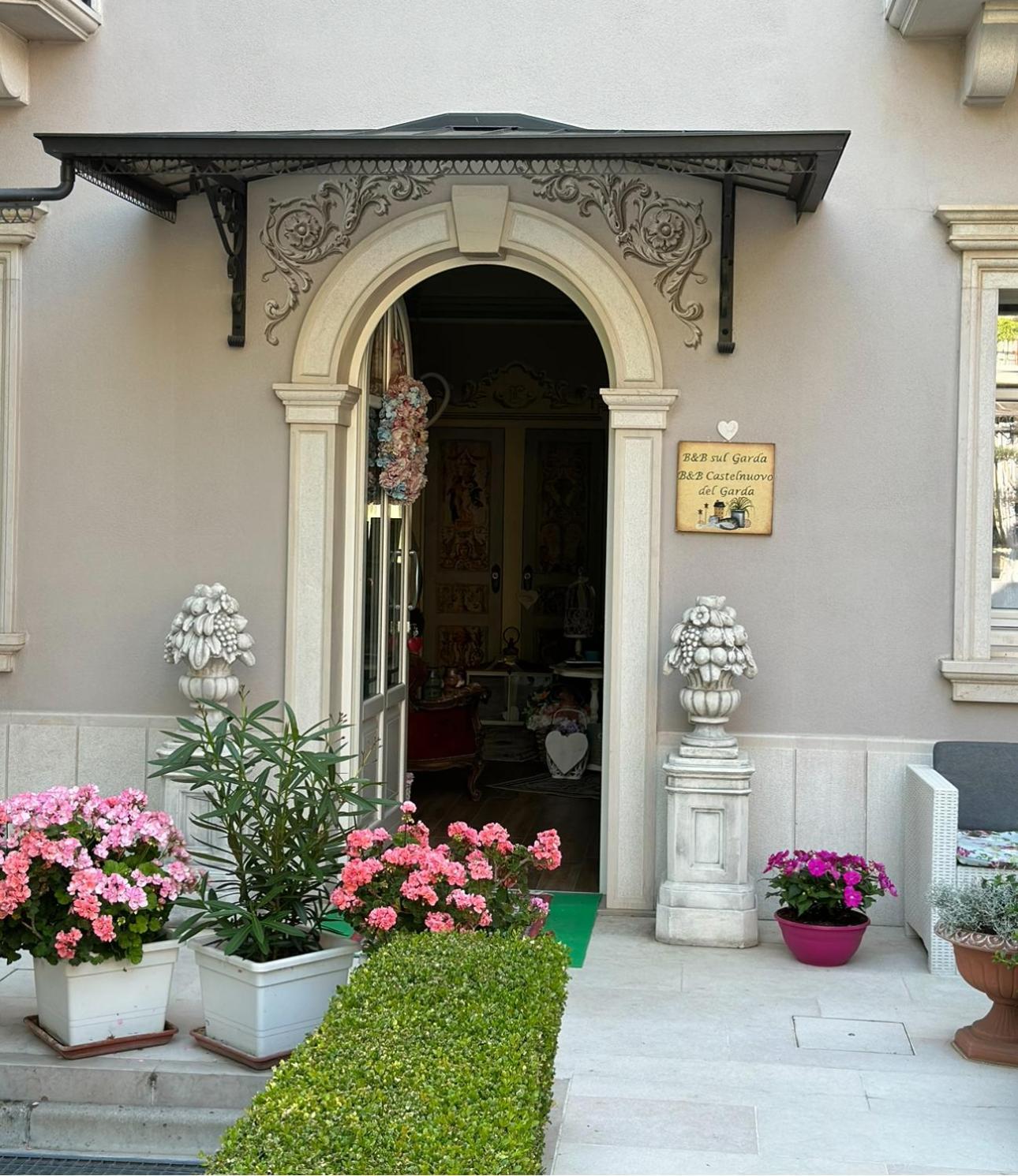 B&B Sul Garda Castelnuovo del Garda Exteriör bild